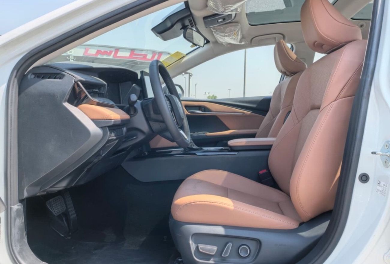 تويوتا كامري TOYOTA CAMRY 2.0L HEV PREMIUM OPTION 2025