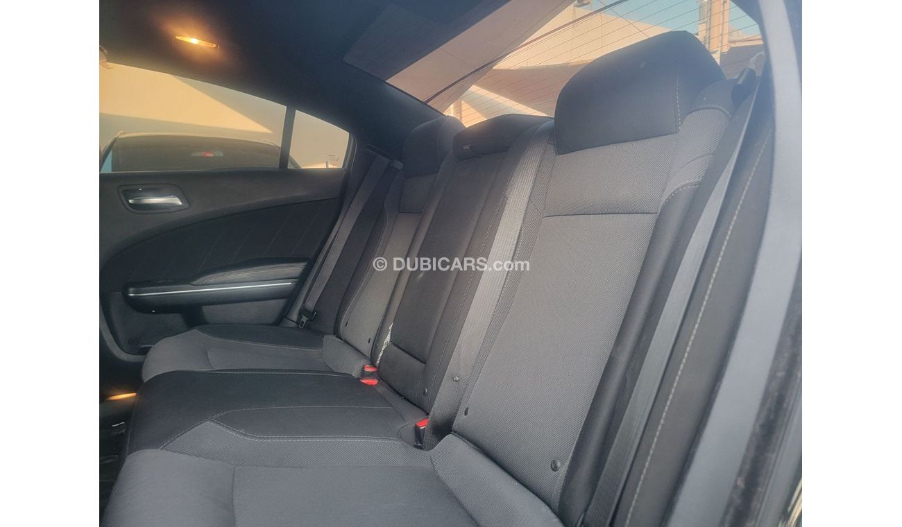 Dodge Charger SXT