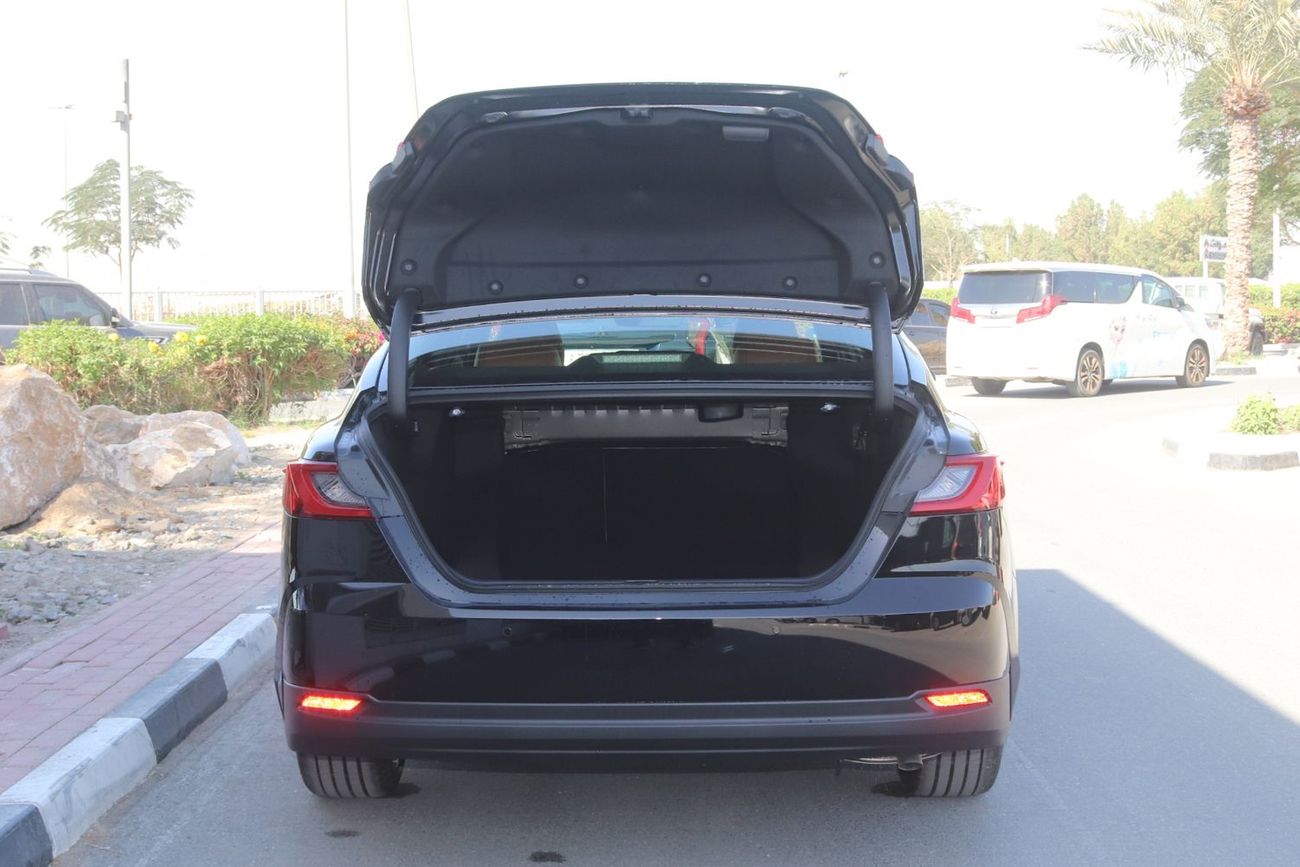 تويوتا كامري 2026 Model Toyota Camry GLE, 2.5L Petrol 2WD A/T