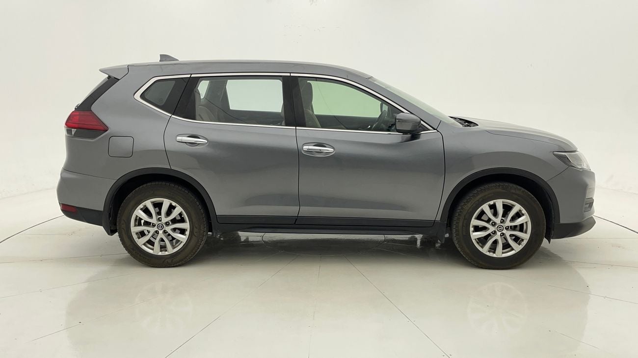 نيسان إكس تريل S 2.5 | بدون دفعة مقدمة | اختبار قيادة مجاني للمنزل