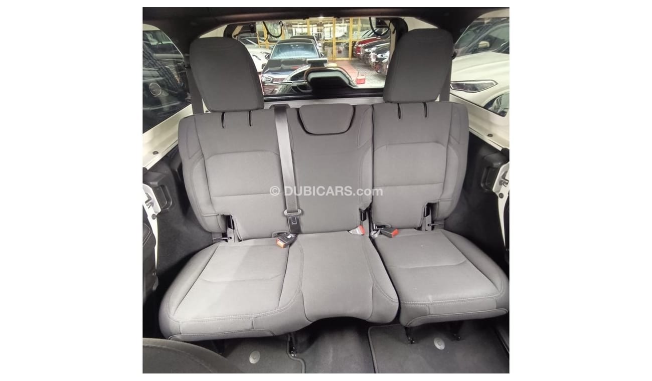 جيب رانجلر صحارى