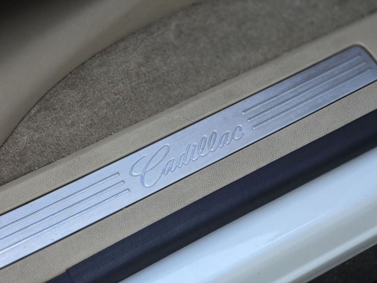 Cadillac Escalade EXT 6.2L SUV CADILLAC ESCALADE 2013 GCC PICK UP GOOD CONDITION INSIDE OUT SIDE