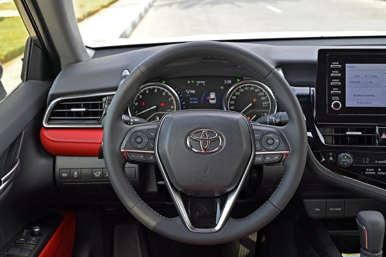 Toyota Camry SE Petrol