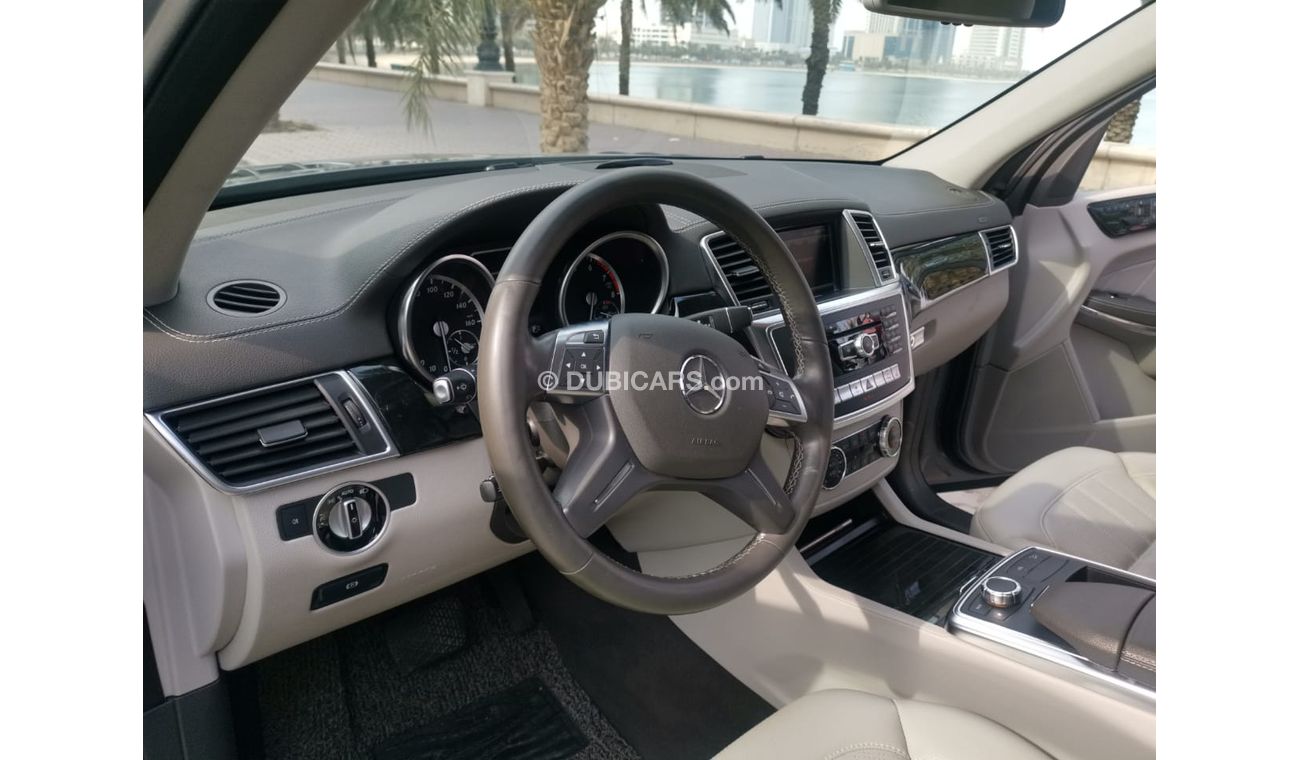Mercedes Benz GL450 WITH 2019 AMG 63 BODY KITS / 7 SEATS / LUXURY  / EXCELLENT CONDITION. 100% LIKE 2019