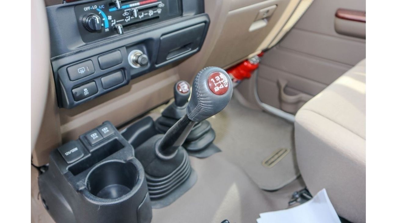 تويوتا لاند كروزر 70 2021 Toyota Land Cruiser 70 3Doors 4.0L Petrol  150000/-AED for local