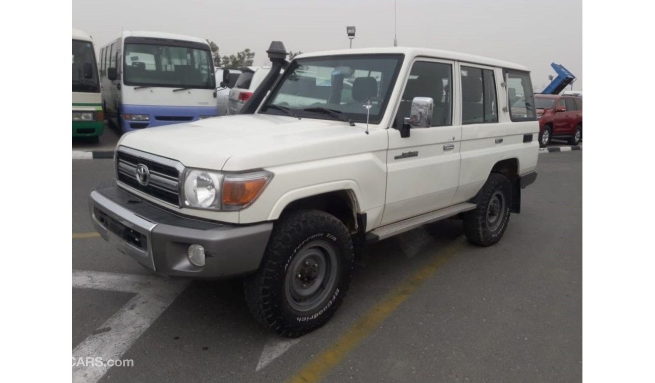 تويوتا لاند كروزر land cruiser LEFT HAND(Stock no PM 558 )