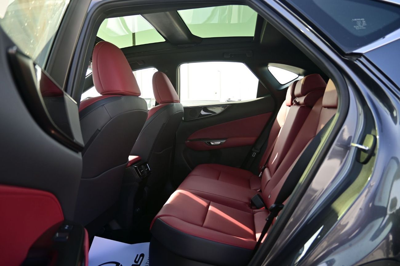 Lexus NX 350h Lexus NX350h Platinum 2.5L Hybrid AWD Color: White Model: 2025