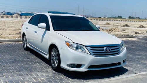 Toyota Avalon Good condition car GCC