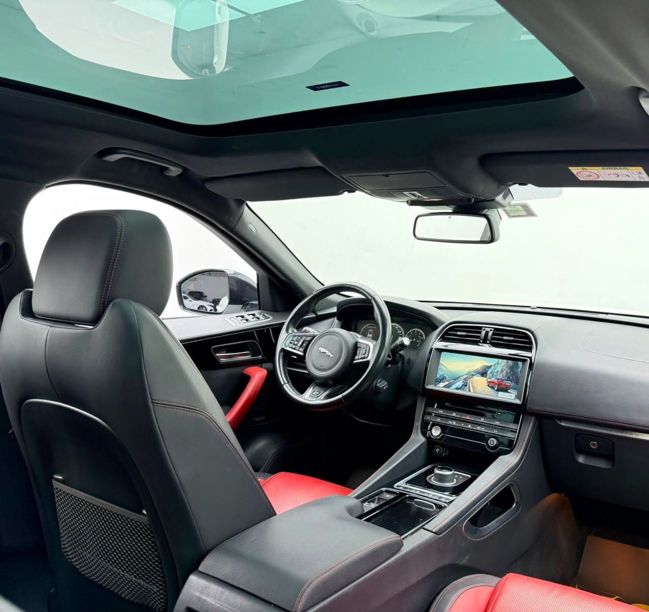 Jaguar F-PACE R-SPORT 2017 Jaguar F-Pace R-Sport, Full Service History, Excellent Condition, GCC