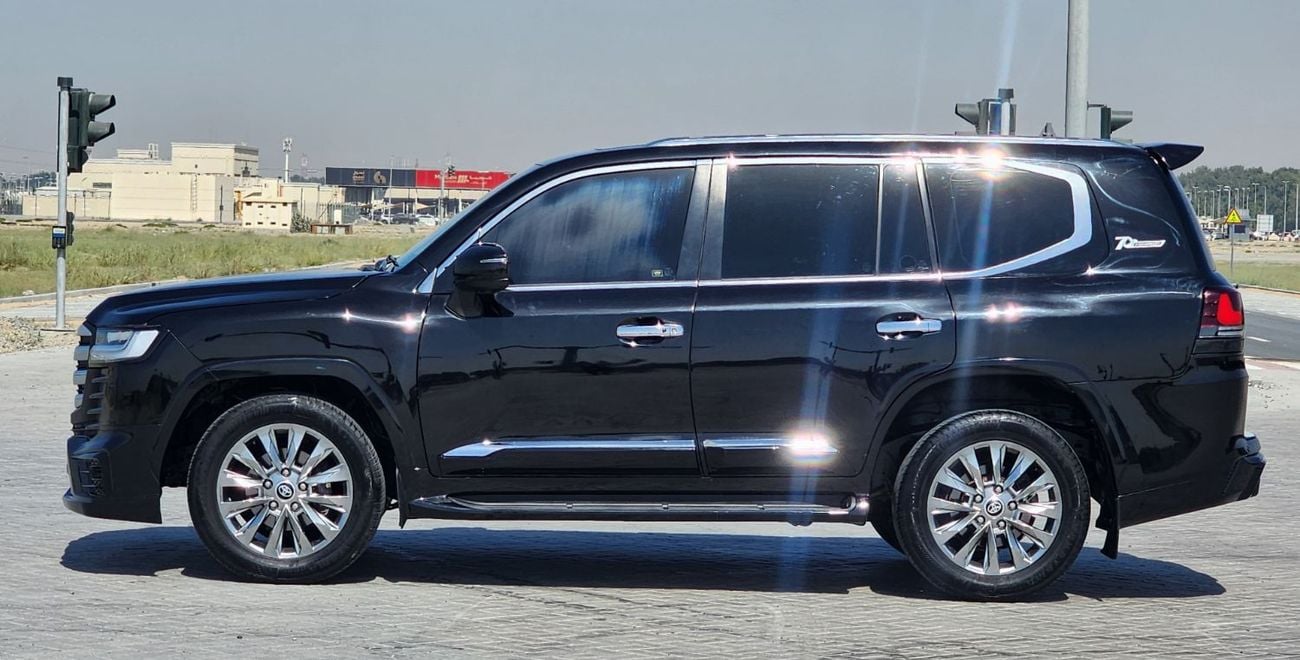 تويوتا لاند كروزر GX.R V8 upgrade 2024