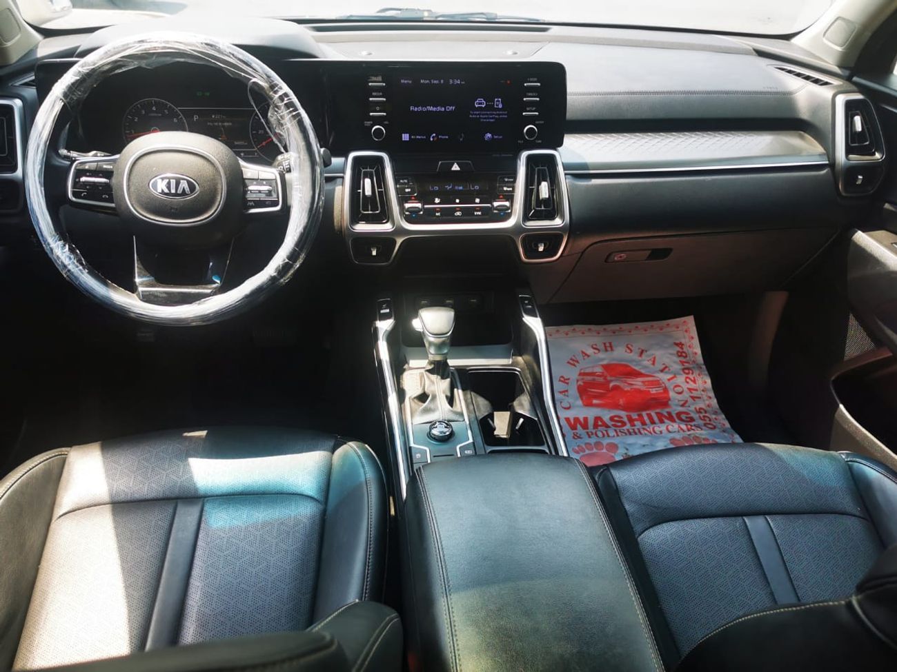 كيا سورينتو Std 2.5L FWD