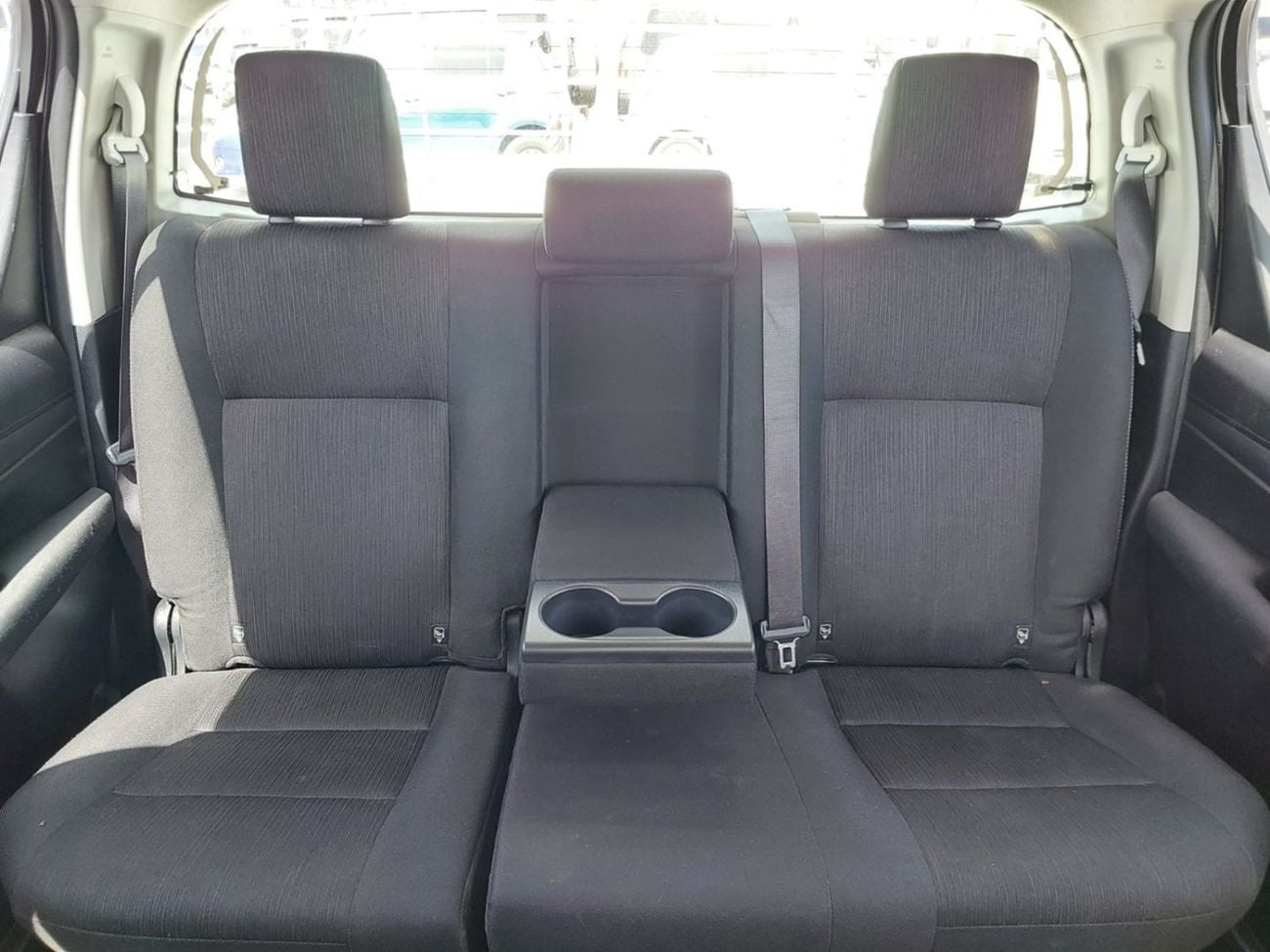 Toyota Hilux DLS TOYOTA HILUX PICKUP RHD 2018 MODEL 2.8 L DIESEL AUTOMATIC(PM16990)