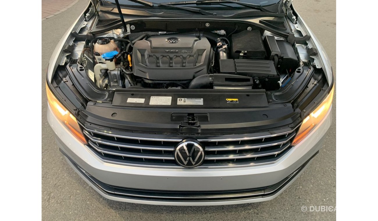 فولكس واجن باسات Volkswagen Passat_2018_Excellent_Condition _Full option