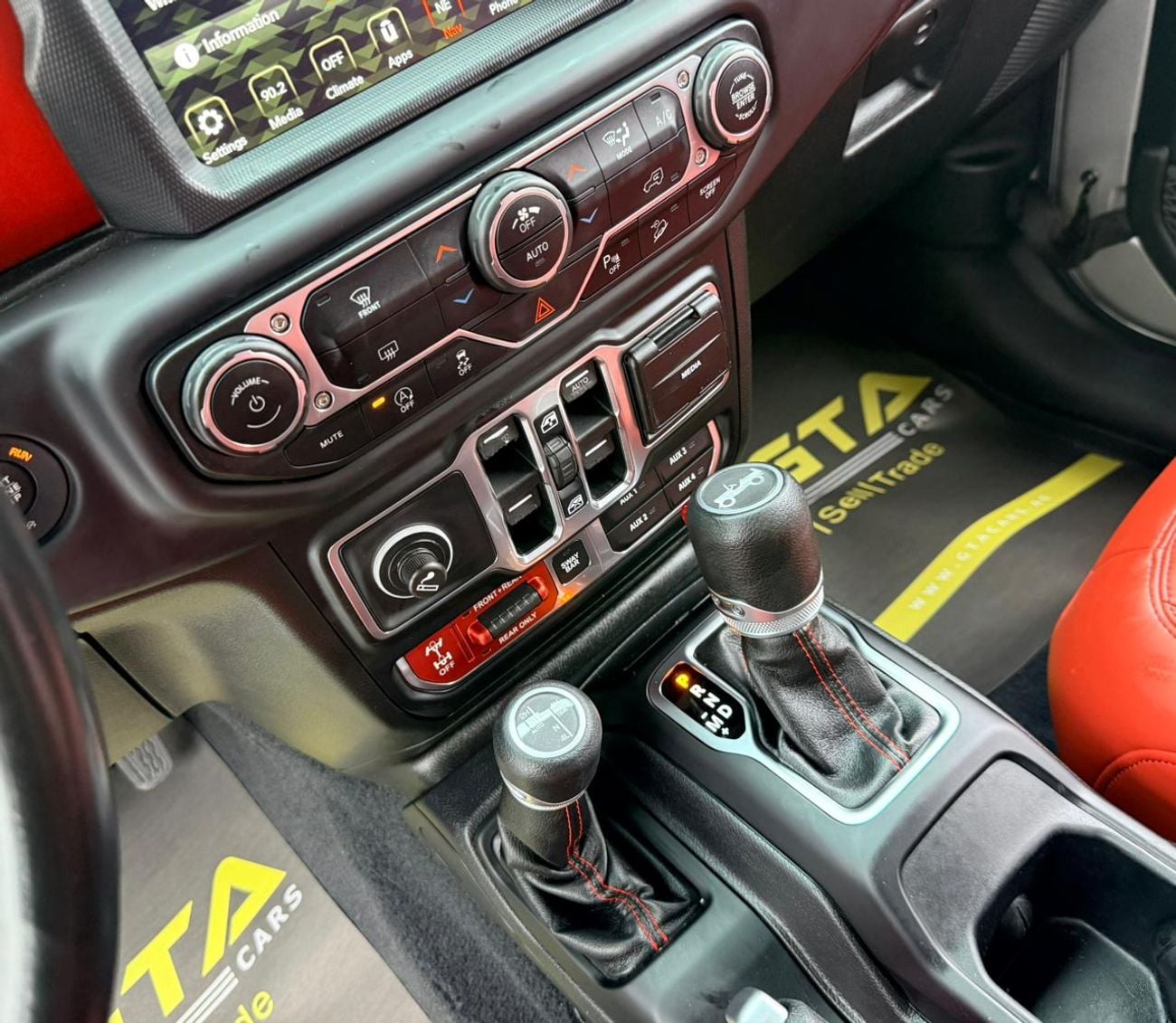 Jeep Wrangler 2019 Jeep Wrangler Unlimited Rubicon, Warranty, Fully Loaded, Excellent Condition, GCC