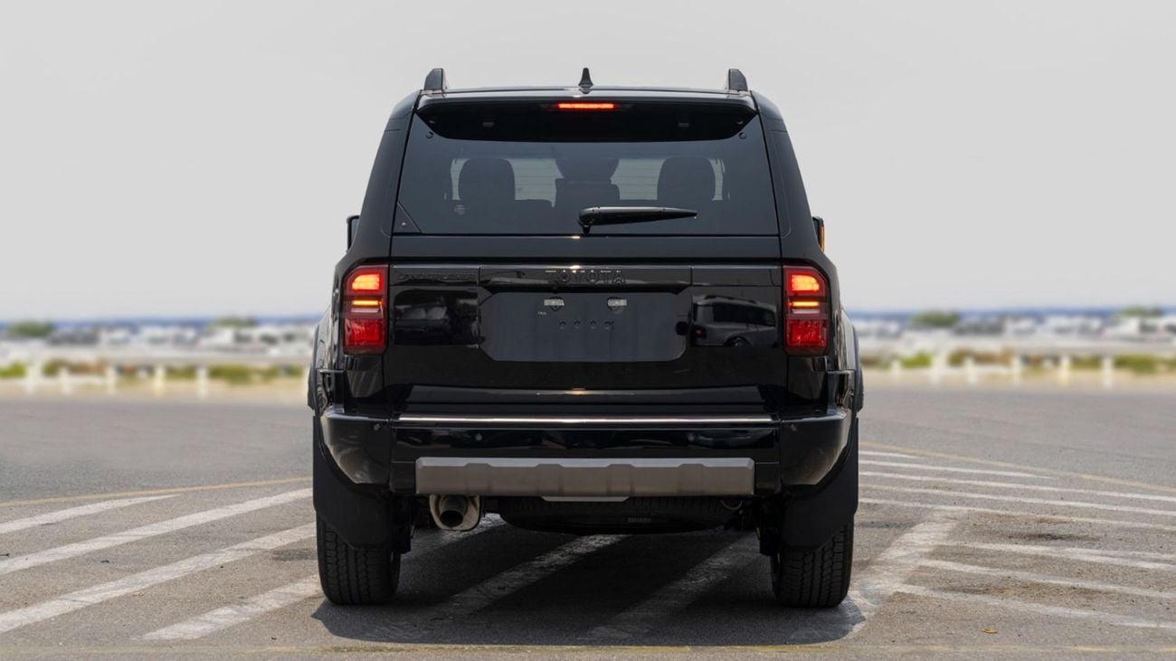 تويوتا برادو Toyota Prado Premium 2.4L petrol MY 2025