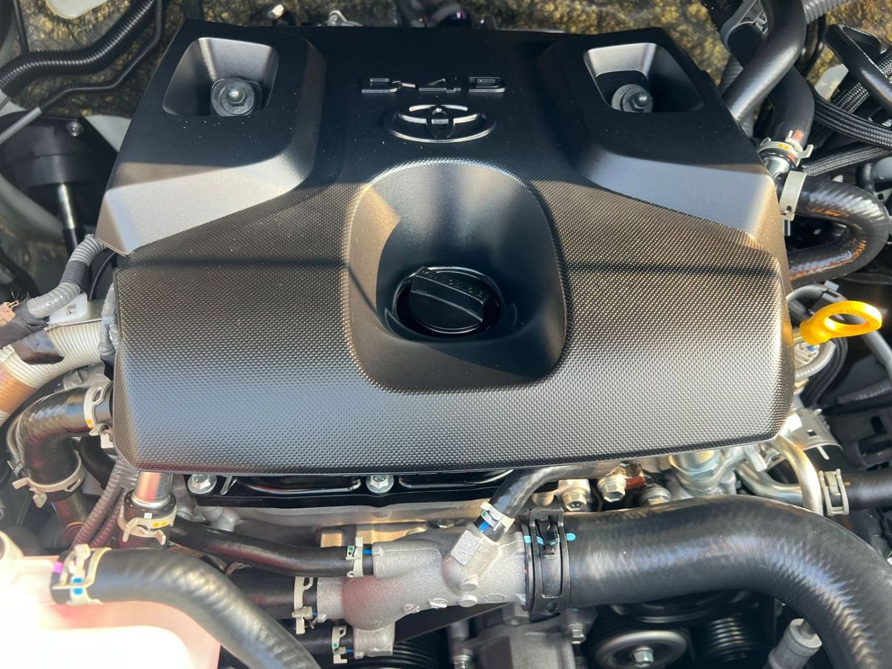 Toyota Hiace right hand drive ,only for export available