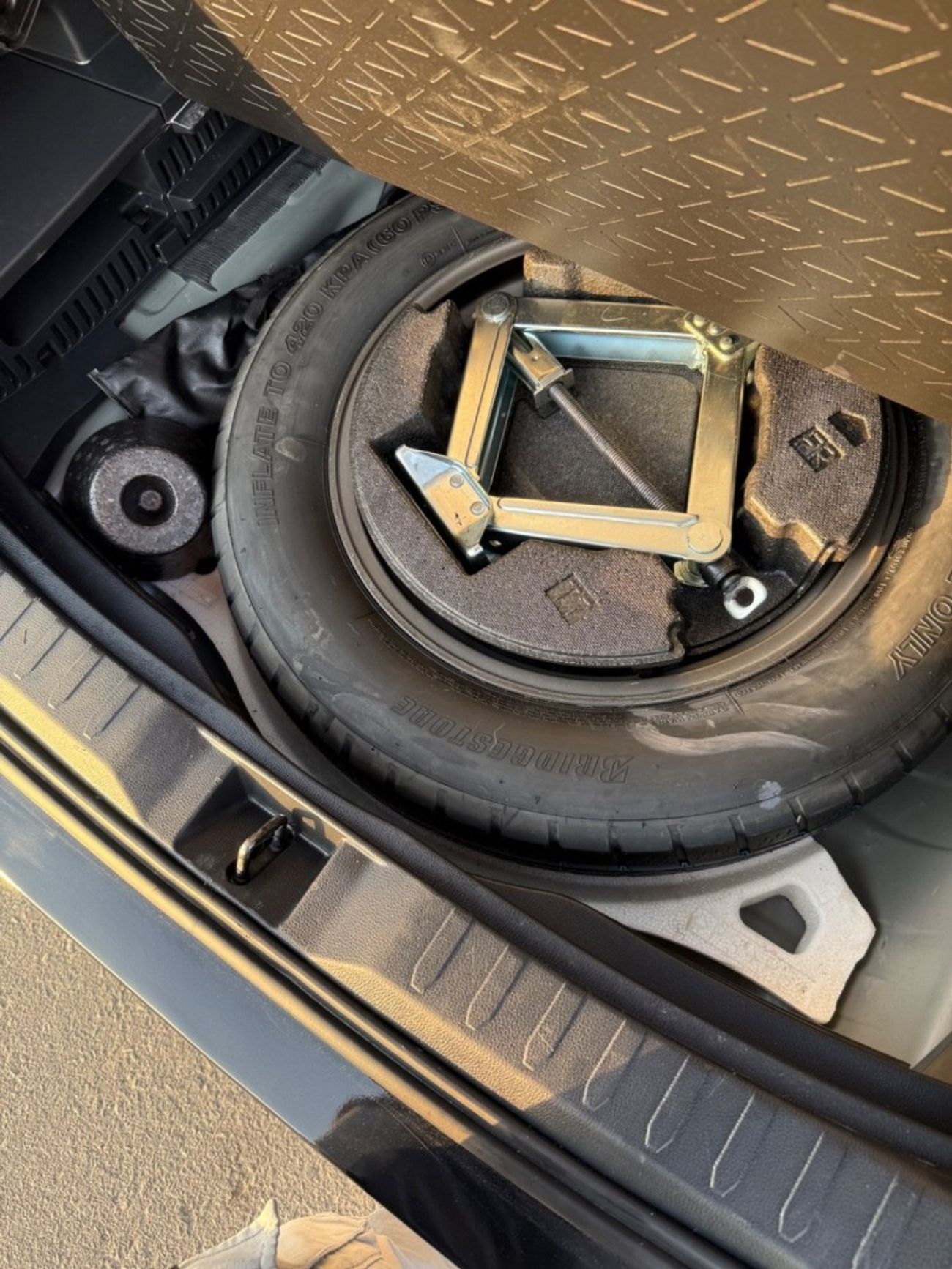 Toyota RAV4 RAV4 XSE Hybrid 4x4