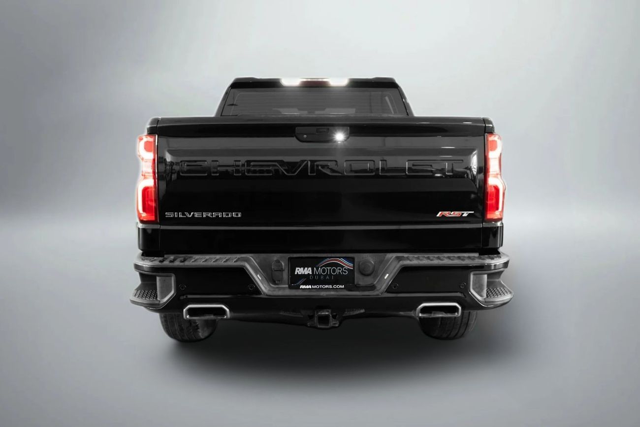 Chevrolet Silverado RST