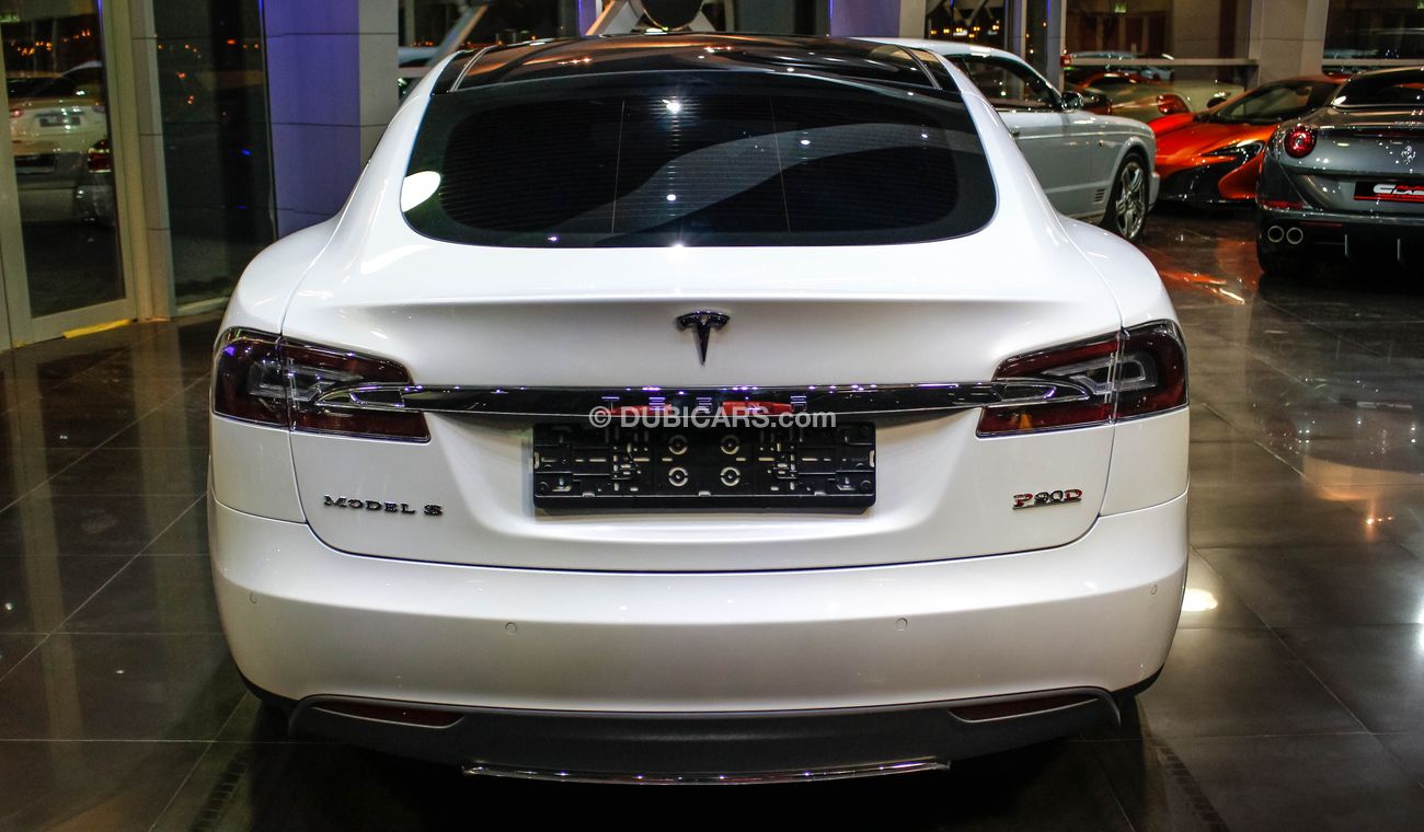 Tesla Model S P90D