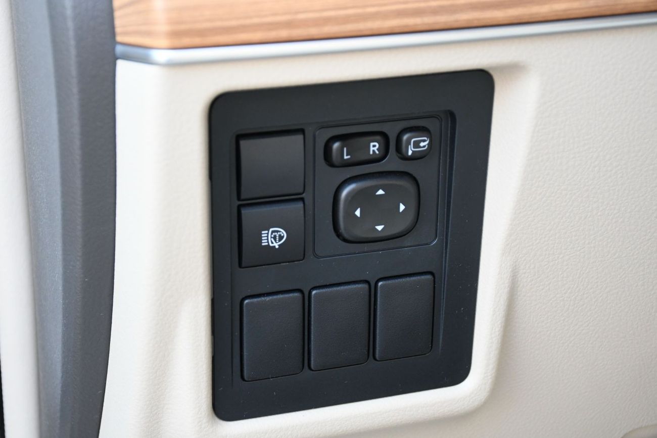 تويوتا برادو 2023 Toyota Prado  2.7L VX Spare Down