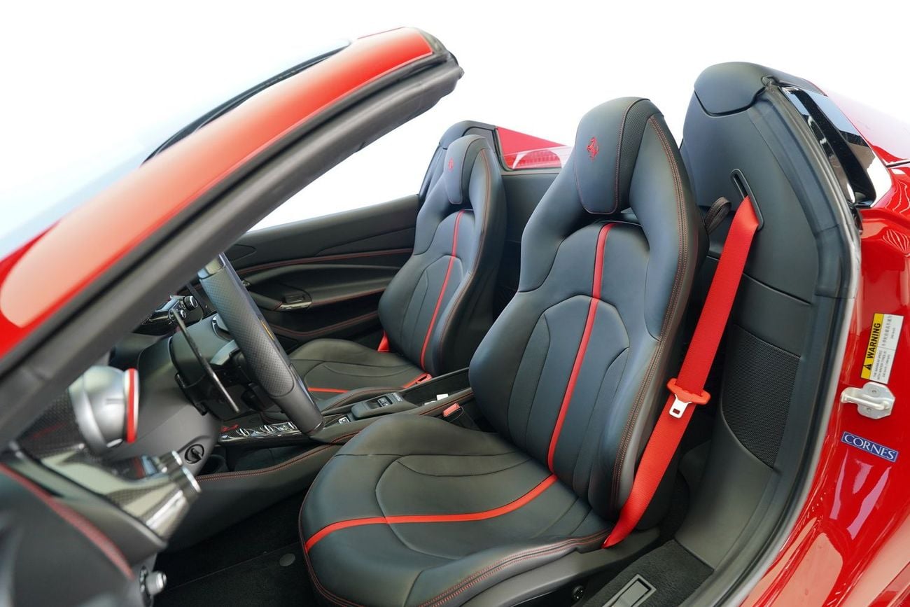 Ferrari F8 Spider 3.9T V8