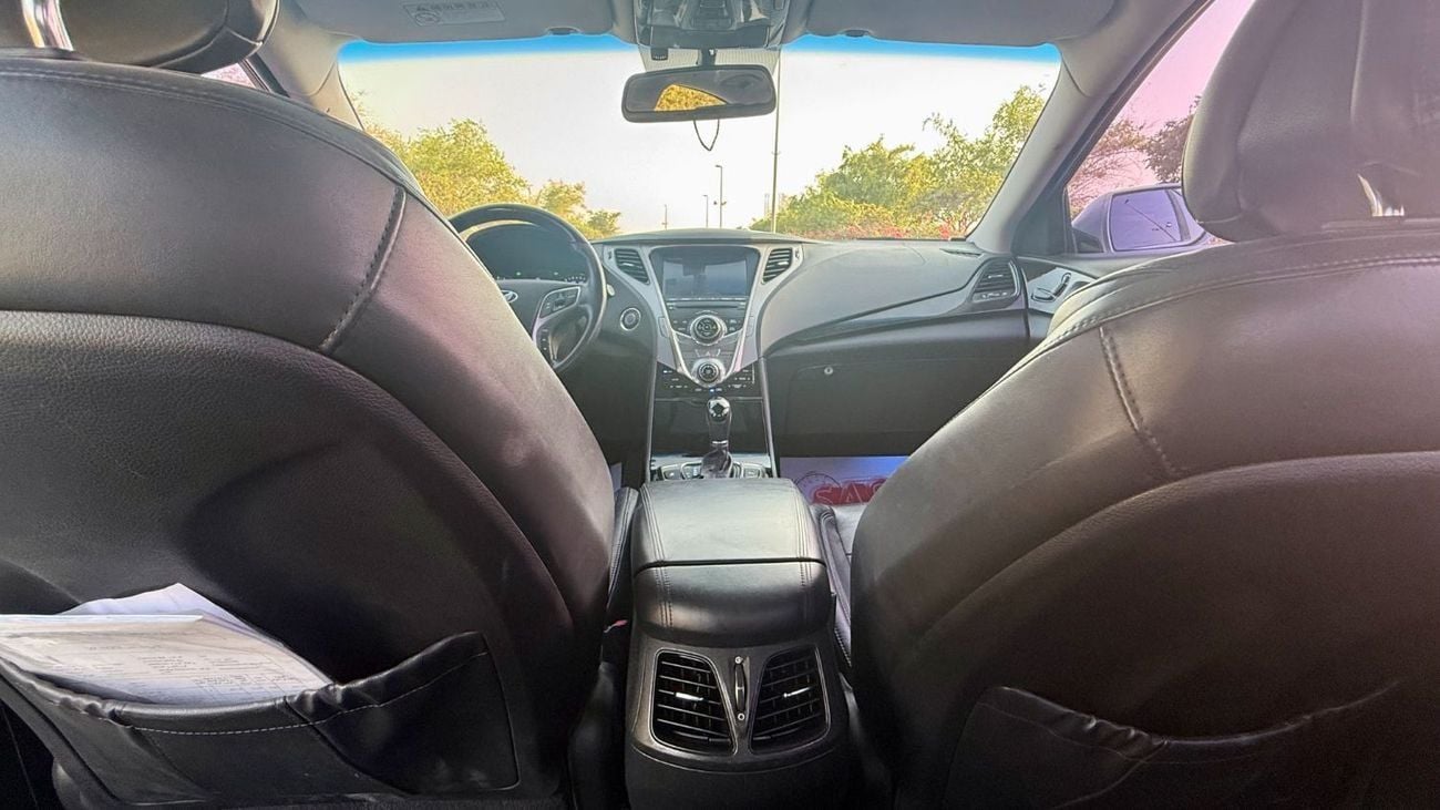 Hyundai Grandeur STD (NON GCC)