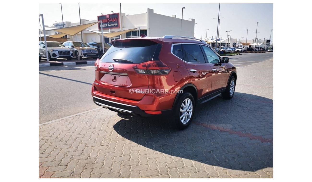 Nissan XTrail SV - AWD