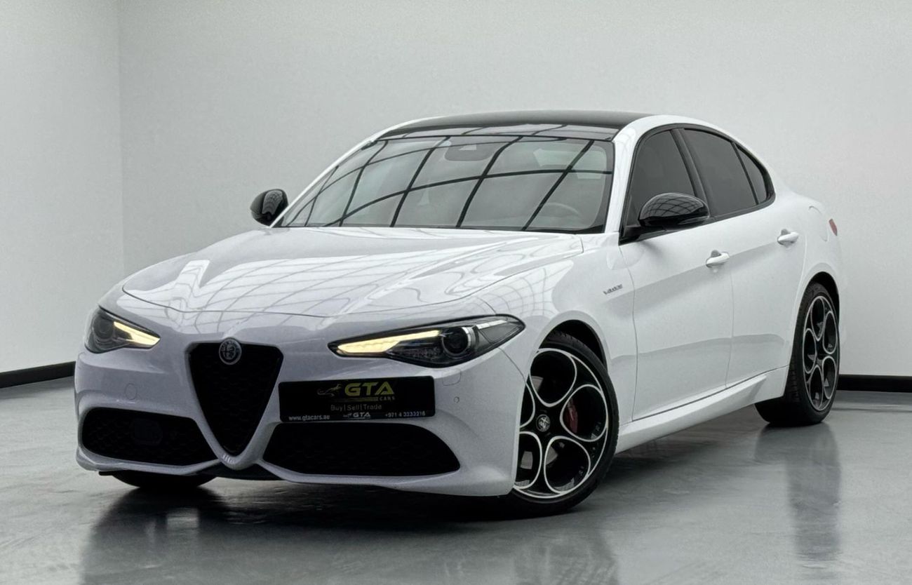 ألفا روميو جوليا Q2 Veloce 2023 Alfa Romeo Giulia Q2 Veloce, Nov 2027 Alfa Romeo Warranty + Service Pack, Low Kms, GC