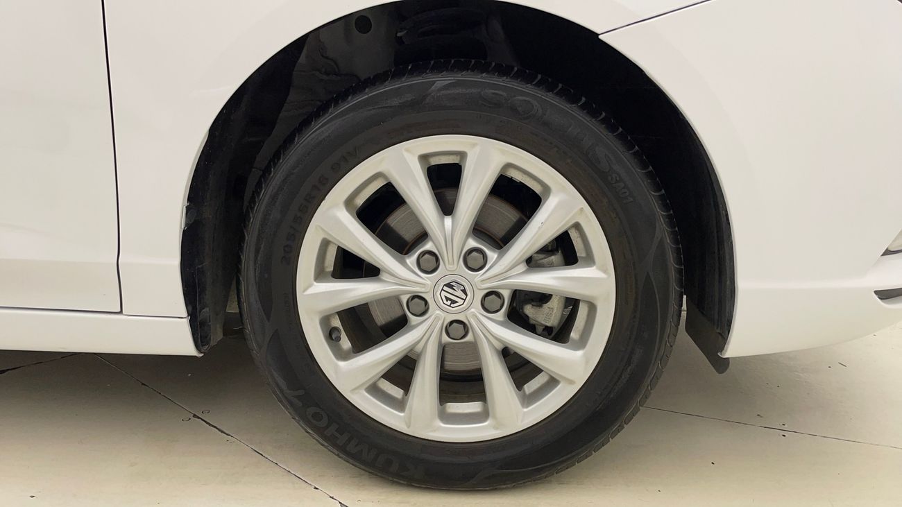 أم جي 5 STD 1.5 | بدون دفعة مقدمة | اختبار القيادة في المنزل