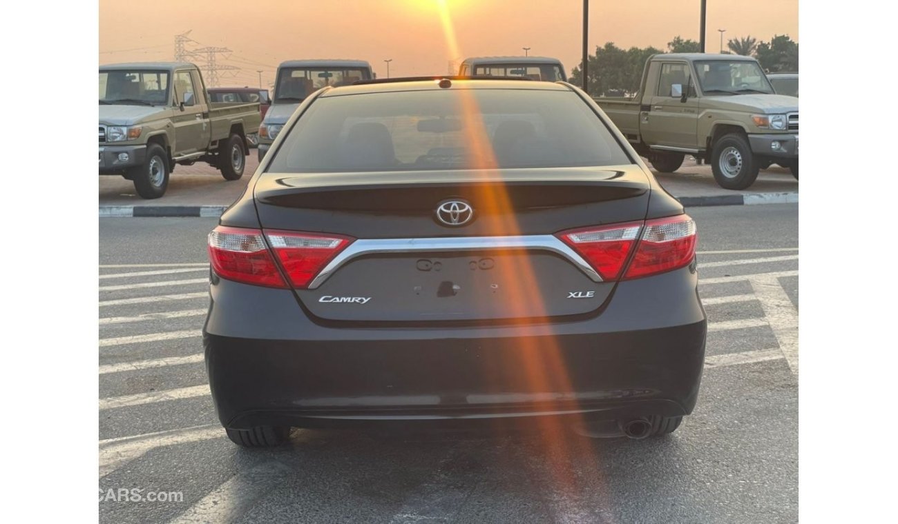 Toyota Camry *Offer*2015 Toyota Camry 2.5L V4- XLE FULL Option