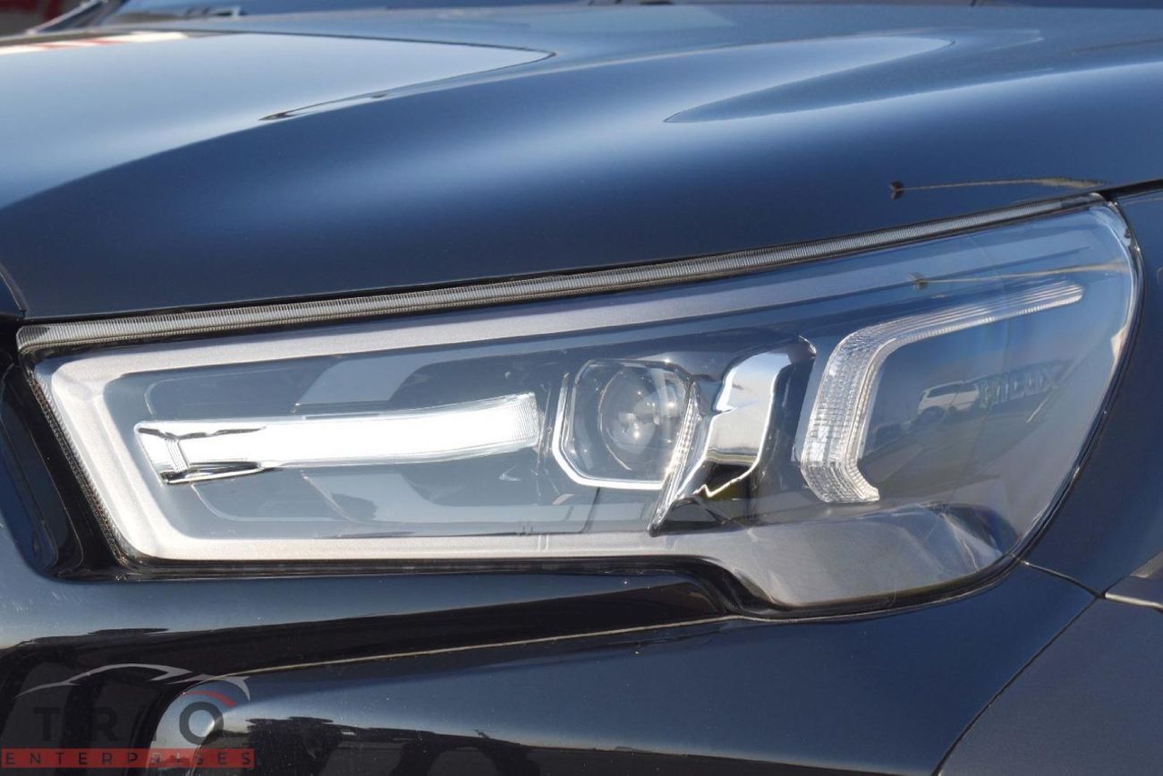 Toyota Hilux GR Sport 2.8L TOYOTA HILUX- 2.8L- GR- DIESEL- AUTOMATIC TRANSMISSION- FULL OPTION WITH WIRELESS CHAR