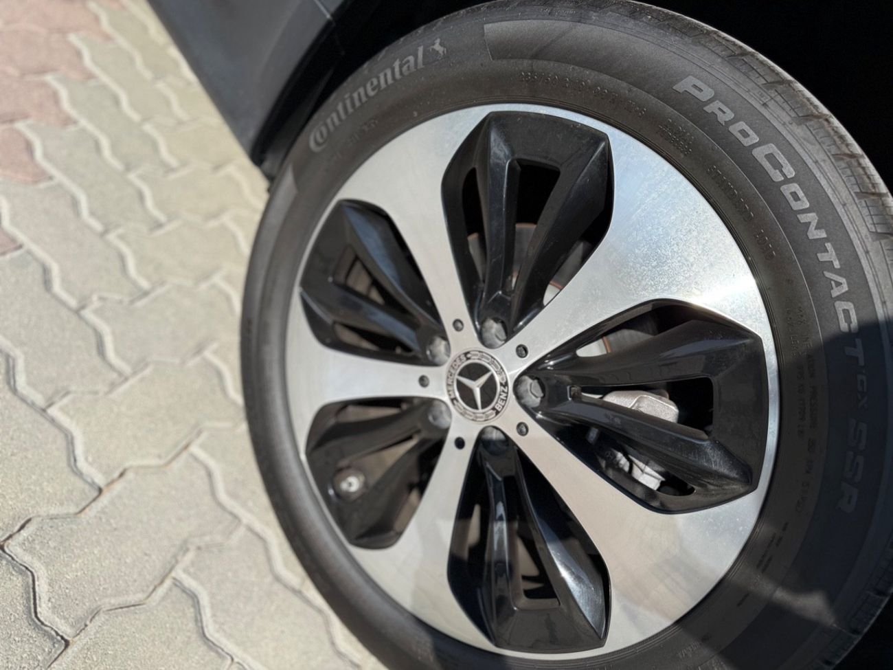 Mercedes-Benz GLB 250