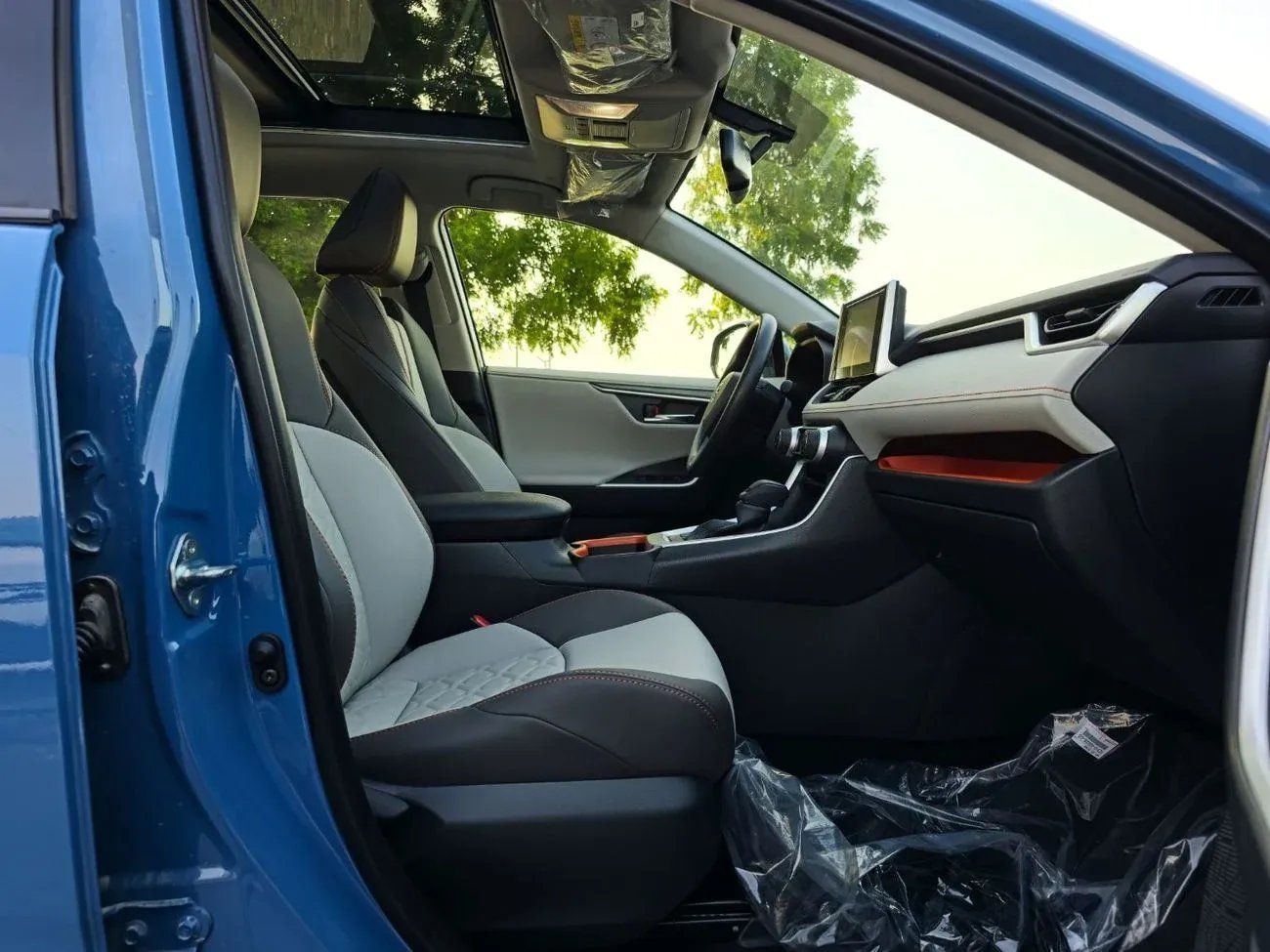 تويوتا راف ٤ 2.5L Adventure 2025 full