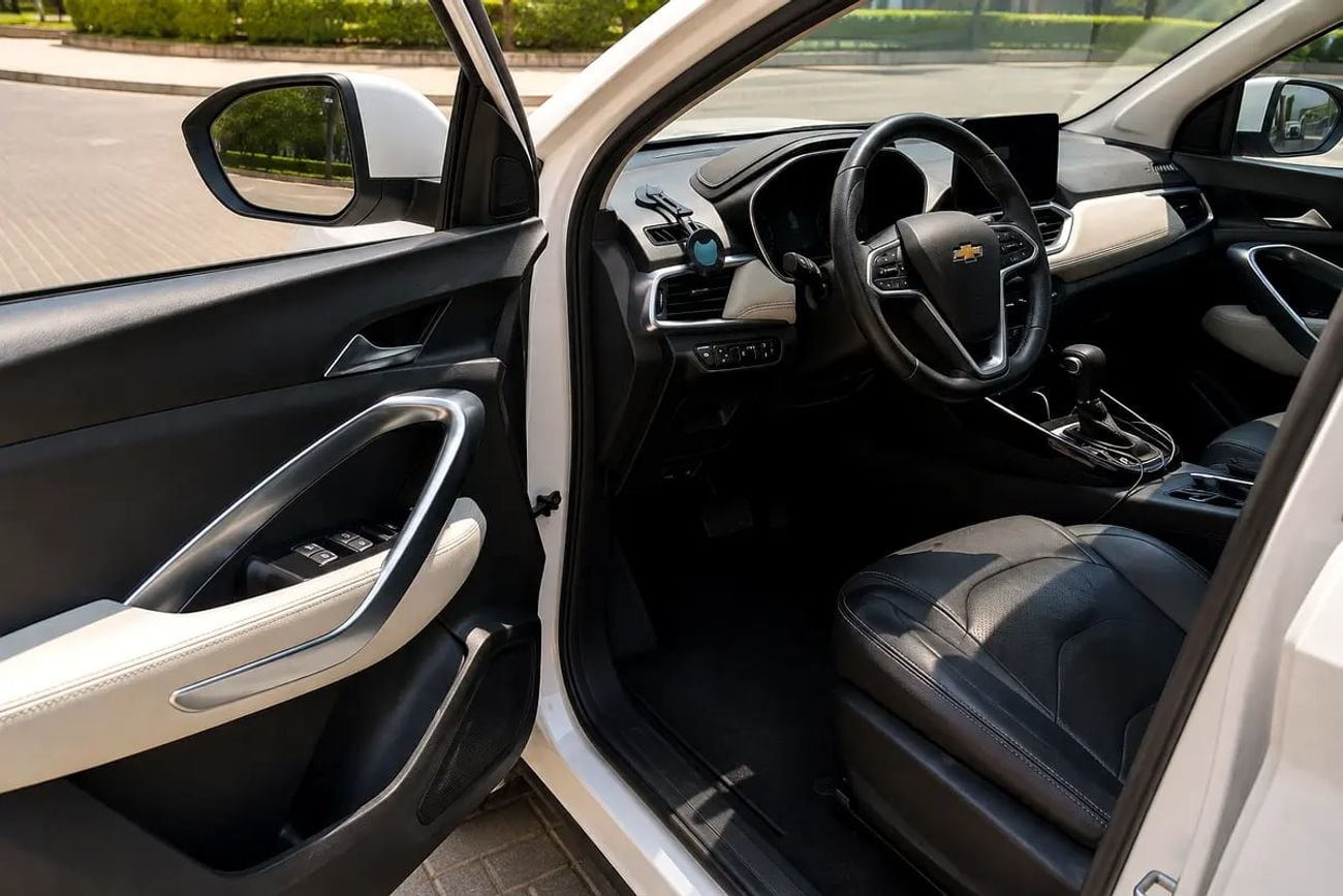Chevrolet Captiva PREMIER 544 P.M Premier | GCC Specs | 7-Seater | Well Maintained