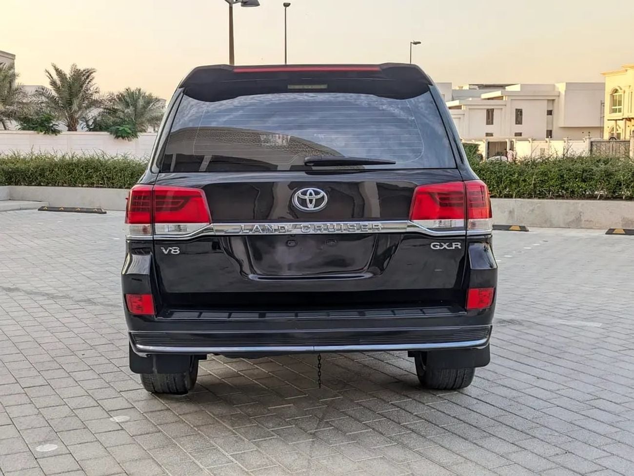 تويوتا لاند كروزر GXR