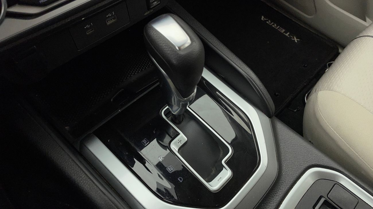 نيسان إكستيرا TITANIUM 2.5 | بدون دفعة مقدمة | اختبار القيادة في المنزل