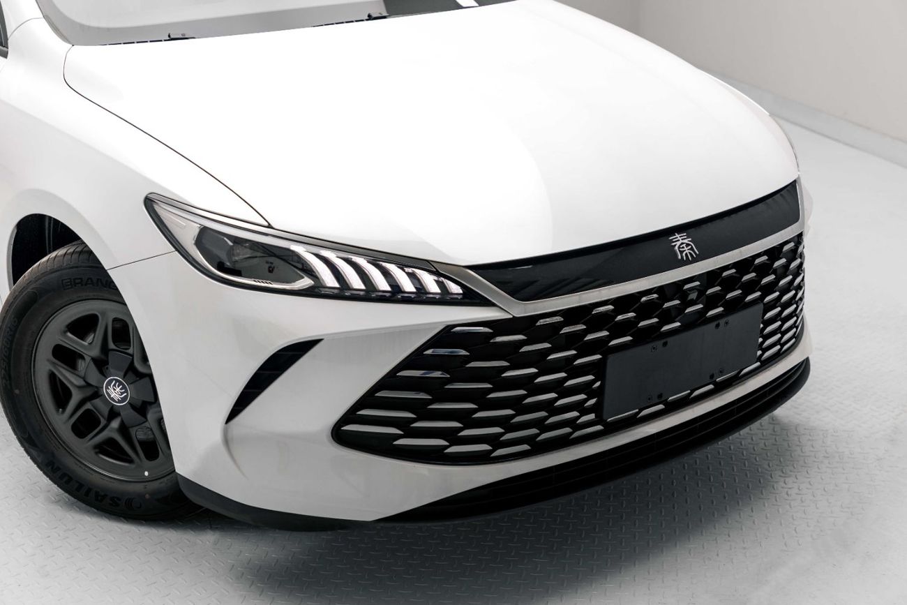 بي واي دي كين بلاس DM-i Lead Version 1.5L - White Inside Beige | Export Only