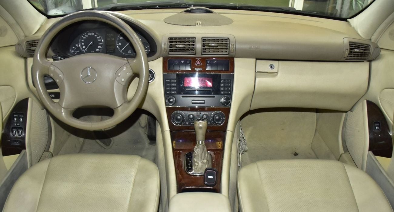 مرسيدس بنز C 180 EXCELLENT DEAL for our Mercedes Benz C180 Kompressor ( 2007 Model ) in Black Color GCC Specs