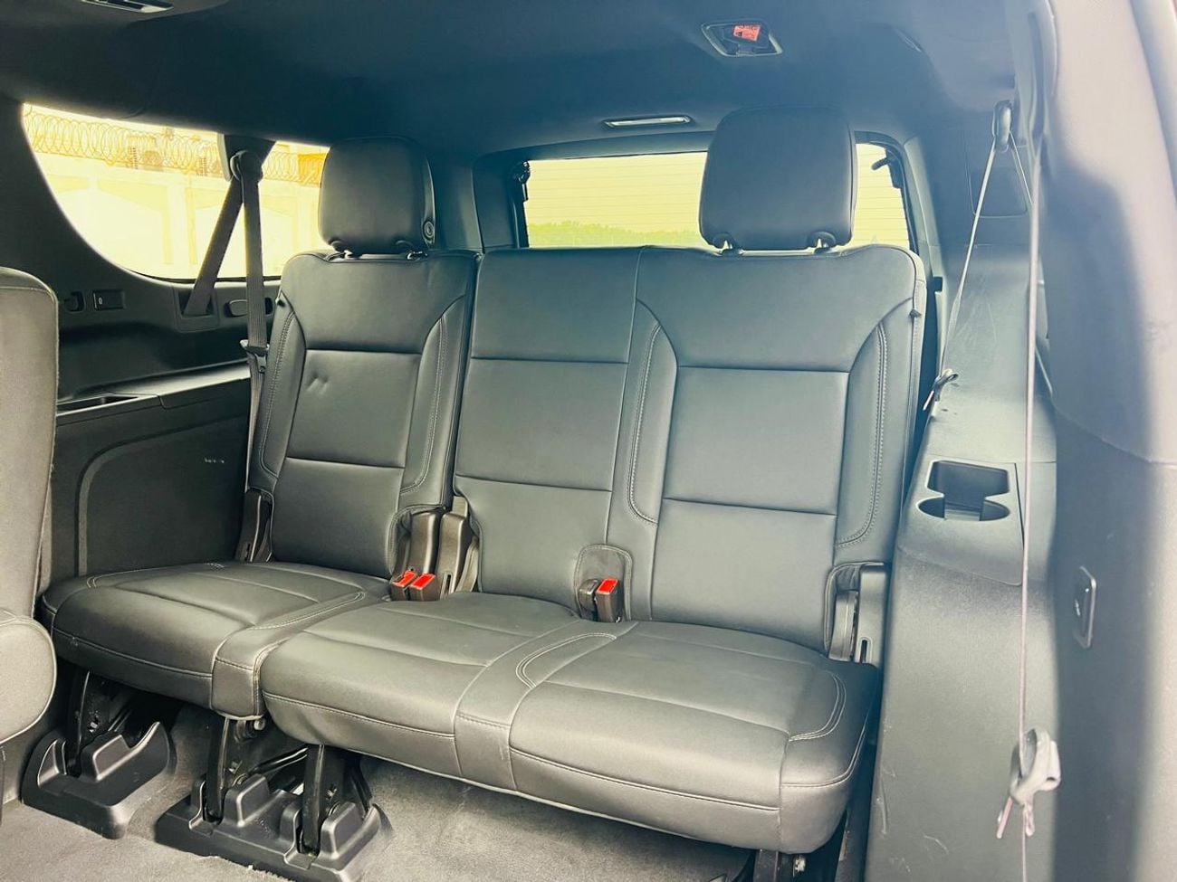 Chevrolet Suburban LT 5.3L 4WD