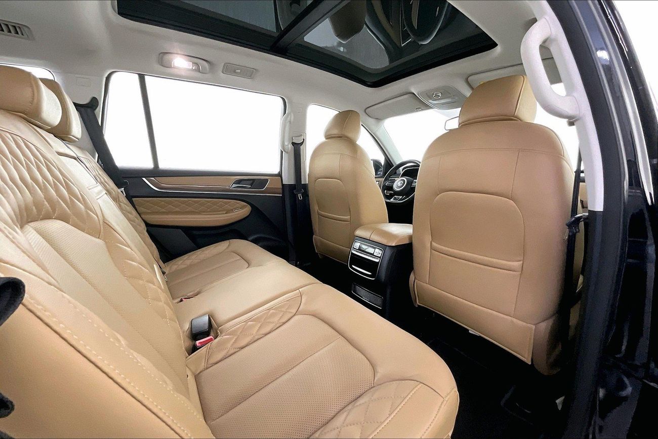 أم جي RX8 Luxury | شامل الضمان | 0 ﺪﻔﻋﺓ ﺃﻮﻟﻯ