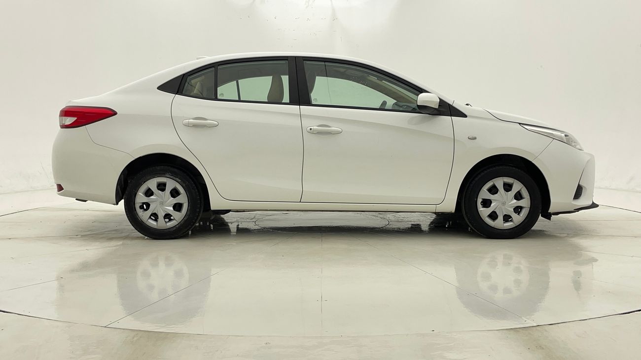 تويوتا يارس SE 1.5 | بدون دفعة مقدمة | اختبار القيادة في المنزل