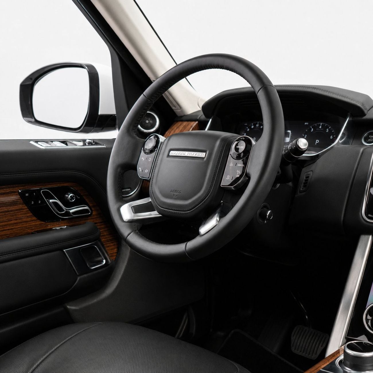 Land Rover Range Rover HSE P400 AED 3,544 P.M • 0% Downpayment • Rover Range Rover HSE • 1 Year Warranty
