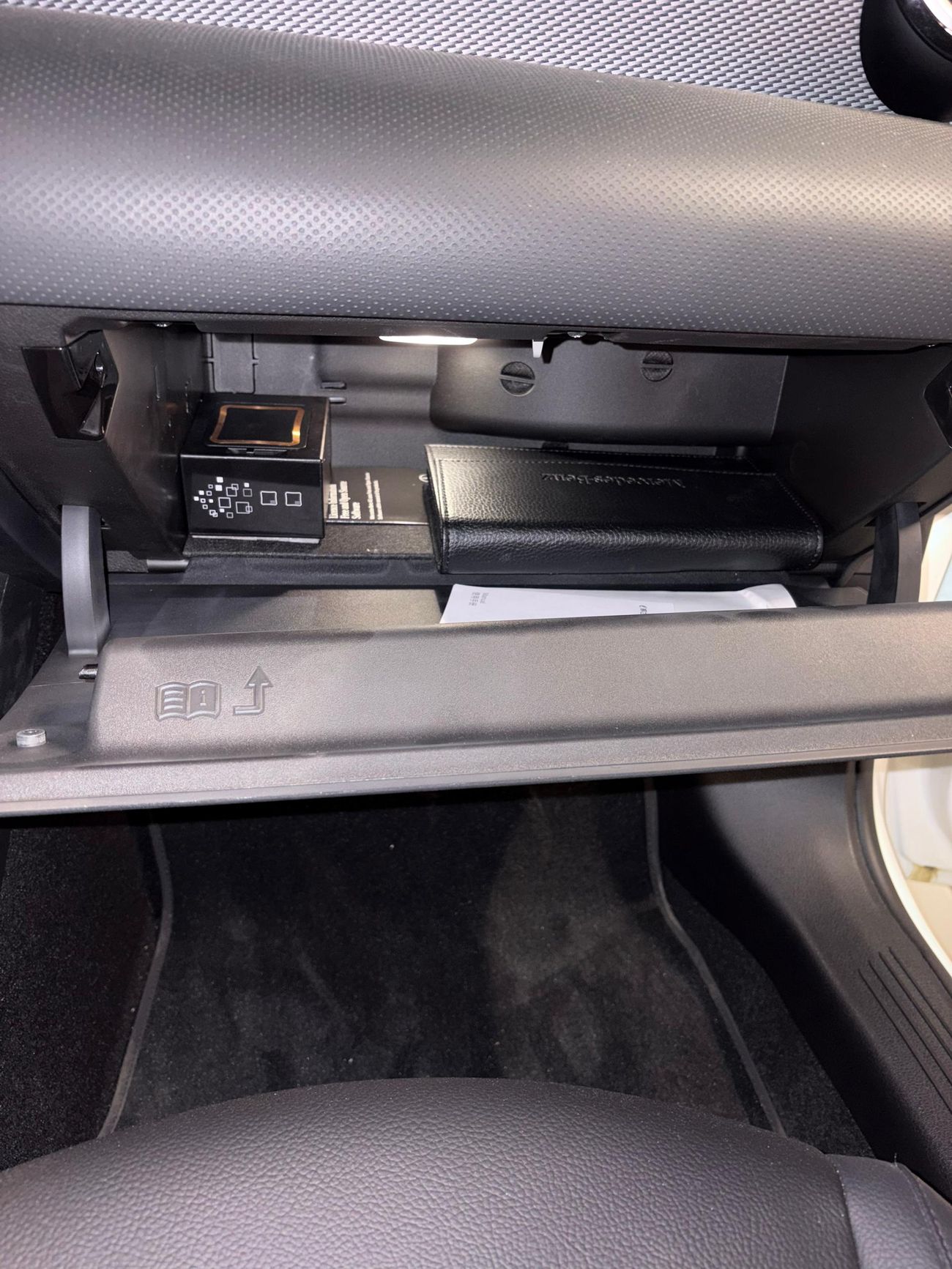 Mercedes-Benz A 180 A 180 2025 full option