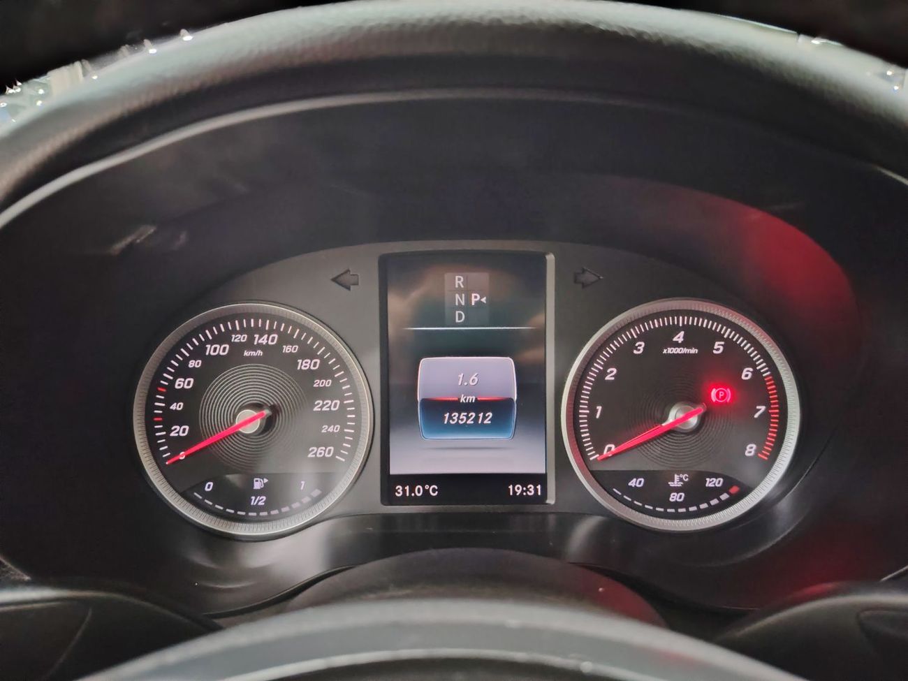 مرسيدس بنز C 200