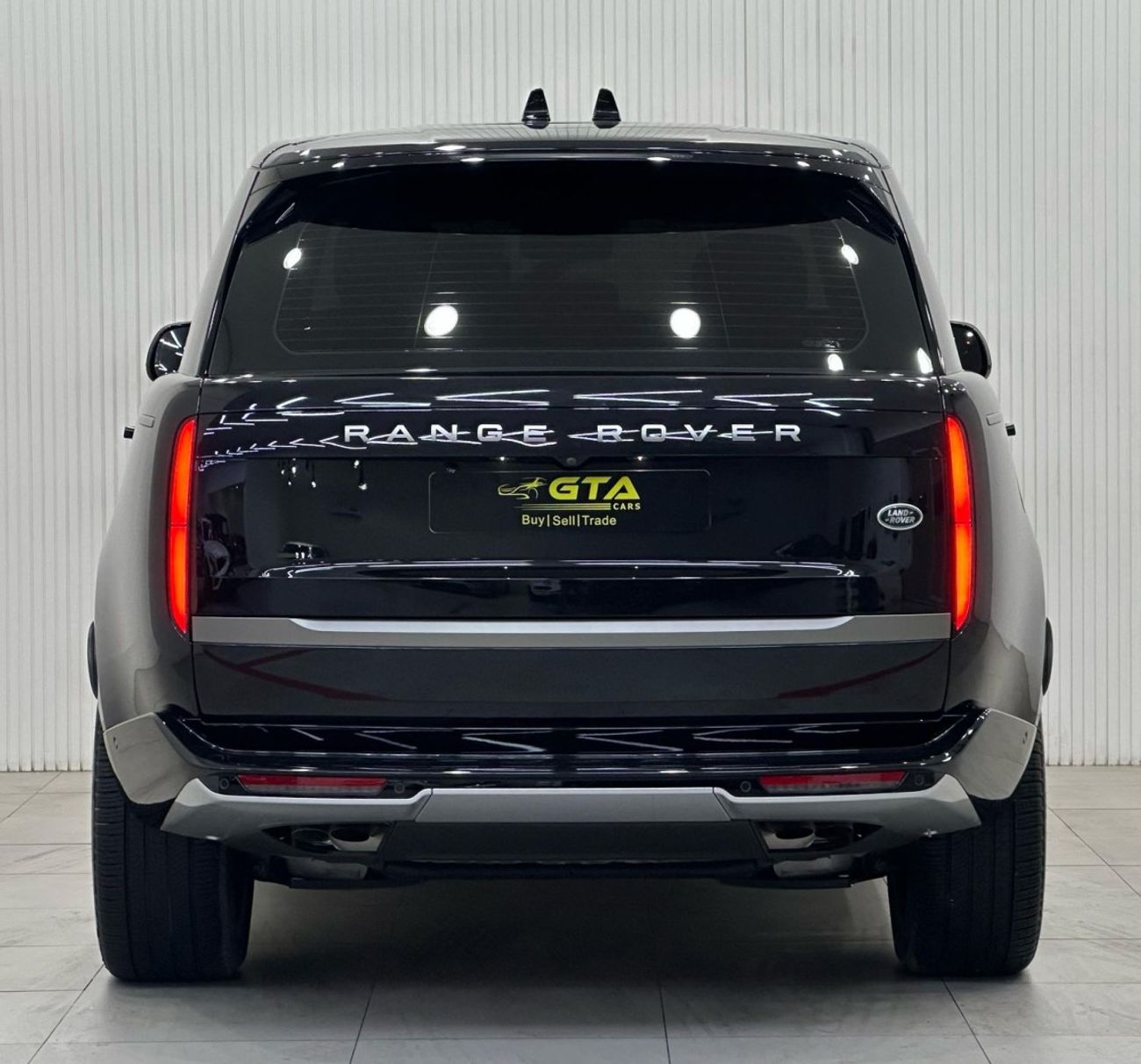 لاند روفر رينج روفر HSE P530 4.4L 2023 Range Rover Vogue HSE V8, May 2028 Agency Warranty, Full Service History, GCC