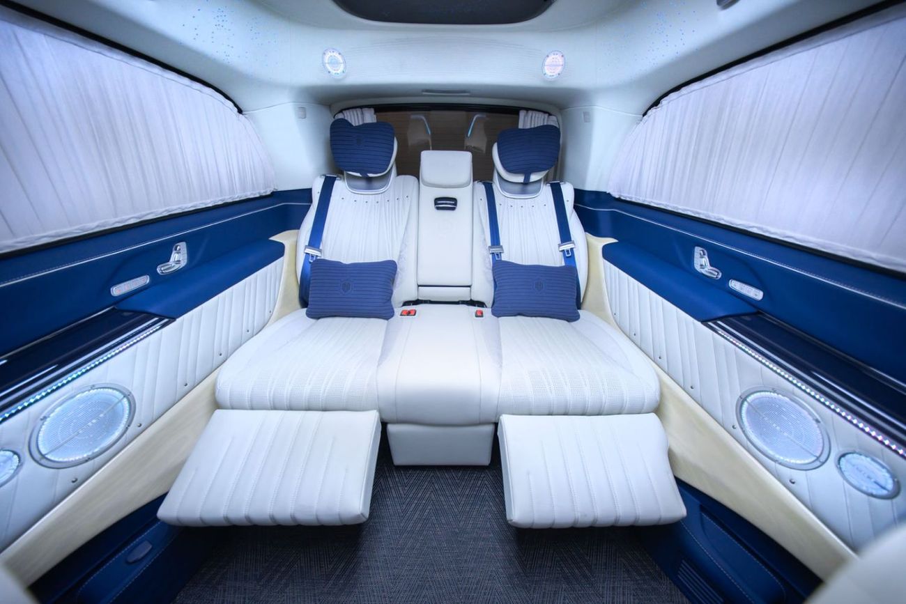 Mercedes-Benz V 300 1 of 28 Magellan Edition | 2 Year Interior Warranty