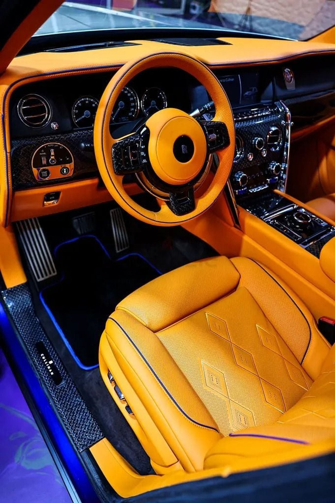 Rolls Royce Cullinan Rolls Royce Cullinan Black Badge 2019 | Finance  Avalible