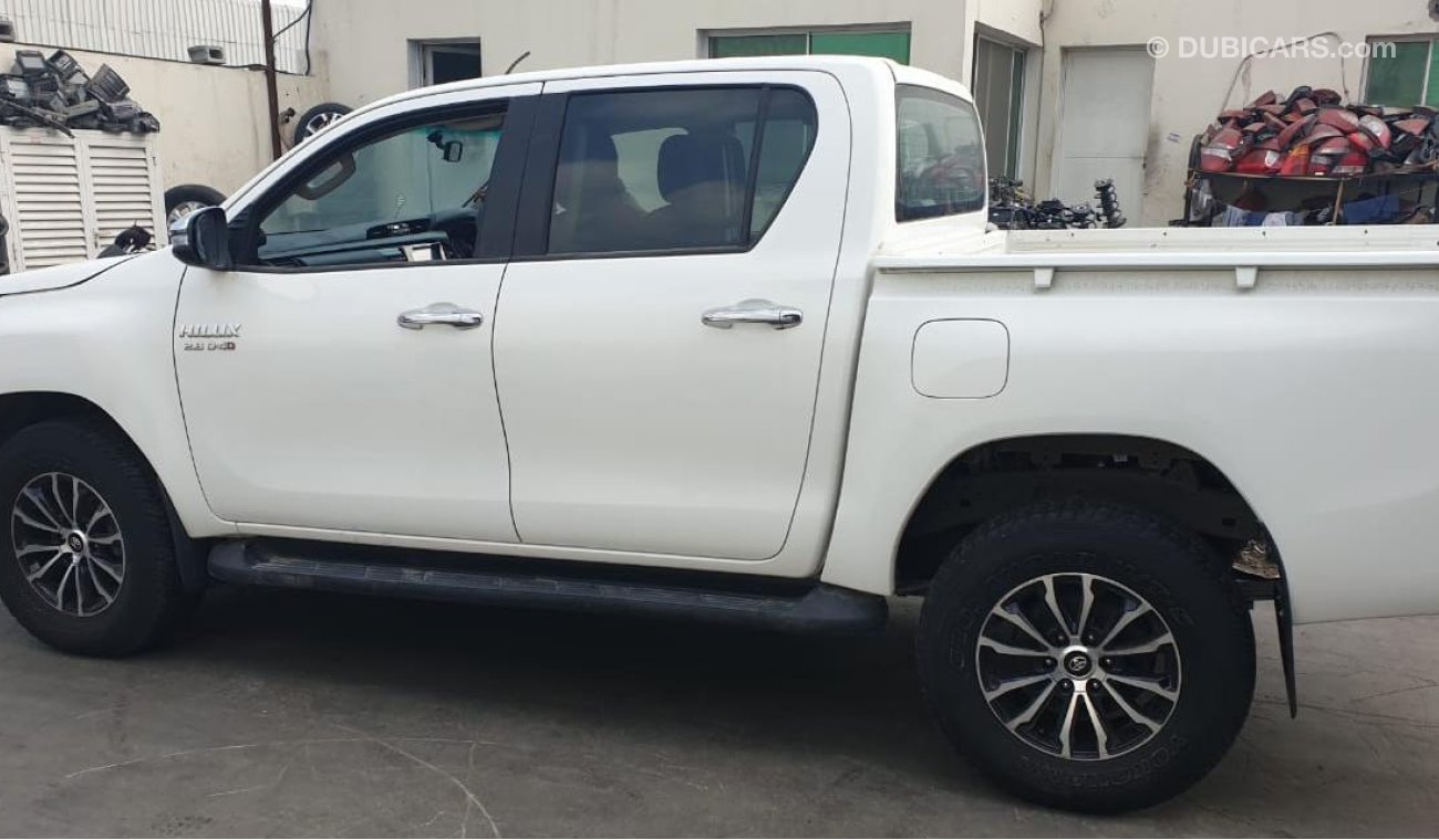 Toyota Hilux DIESEL MANUAL GEAR  2.8L 4X4 RIGHT HAND DRIVE