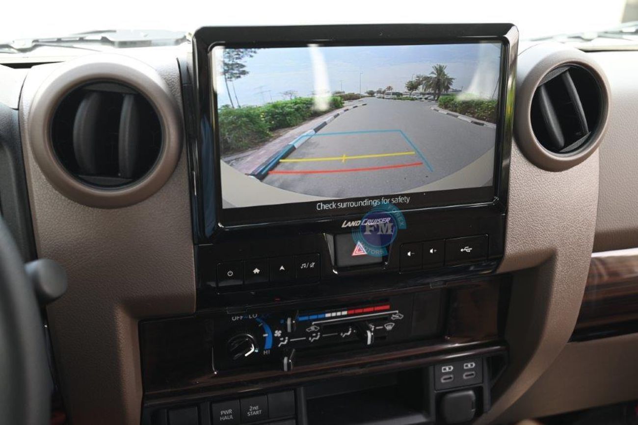 Toyota Land Cruiser 70 71 Short Wheel Base SDLX 2.8L Diesel 4WD Automatic