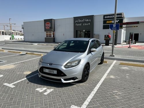 فورد فوكاس ST 2.0L